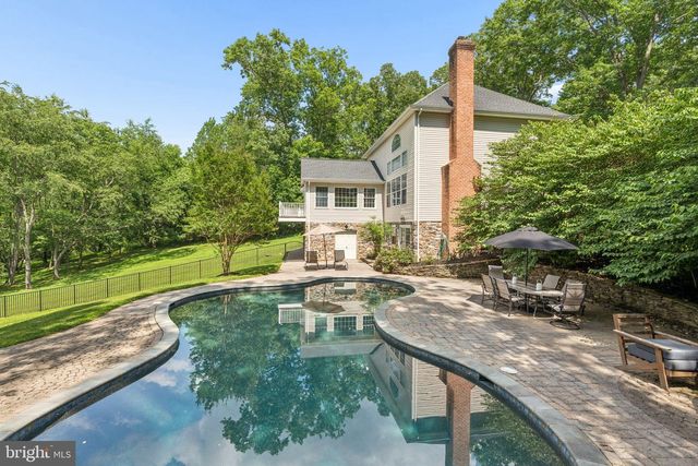 4 QUIET BROOK CT, Parkton, MD 21120