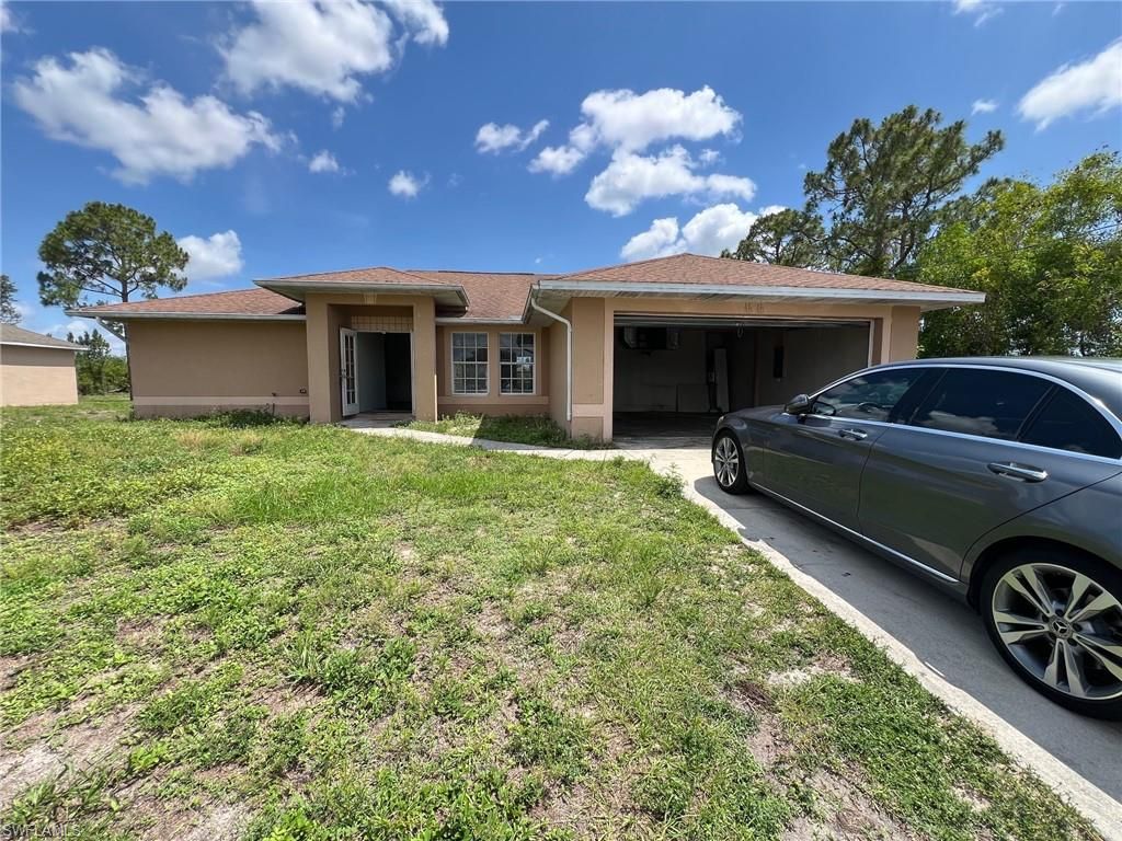 3513 30th ST SW, Lehigh Acres, FL 33976