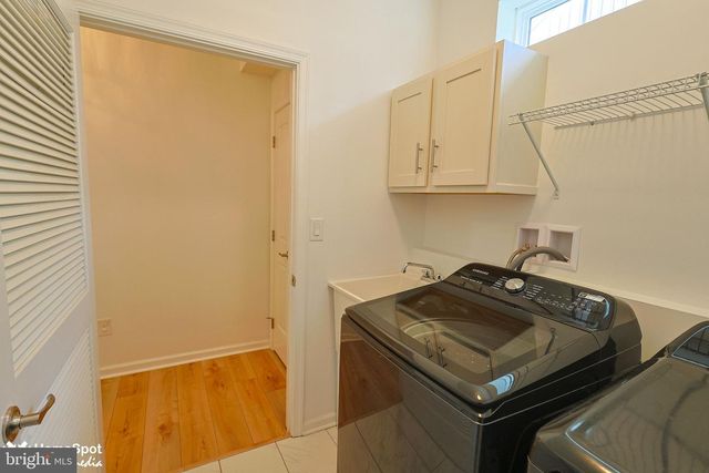 3551 DAYLILY DR, Emmaus, PA 18049