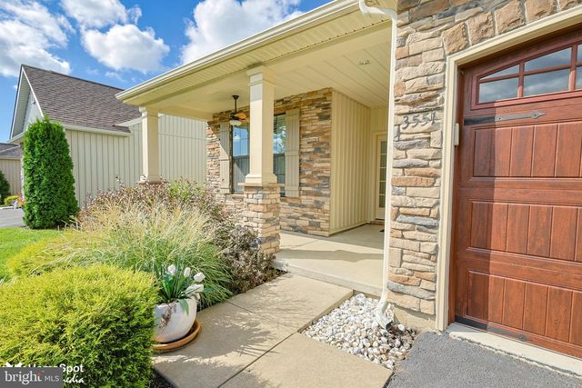 3551 DAYLILY DR, Emmaus, PA 18049