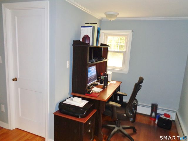 22 Scarborough Road, Manchester, CT 06040