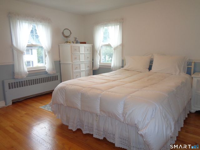 22 Scarborough Road, Manchester, CT 06040