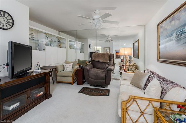 222 Foxtail CT, Naples, FL 34104