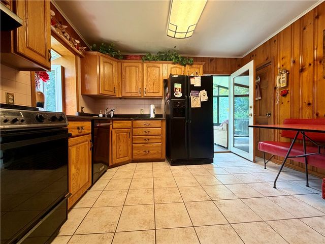 228 Ohio St, Monroeville, PA 15146