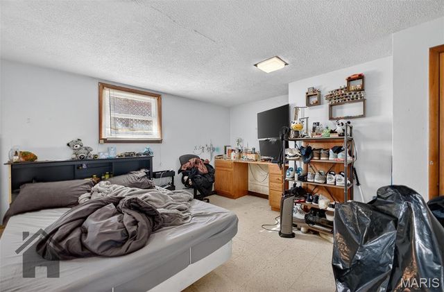 803 Paris Road, Waynesville, MO 65583