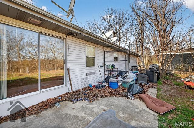 803 Paris Road, Waynesville, MO 65583