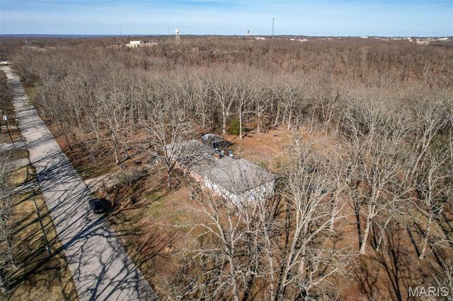 803 Paris Road, Waynesville, MO 65583