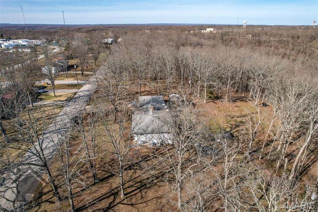 803 Paris Road, Waynesville, MO 65583