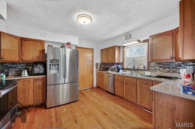 803 Paris Road, Waynesville, MO 65583