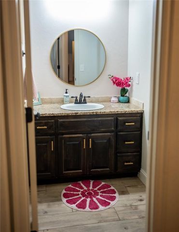 1308 Glenmere Court, Edmond, OK 73003