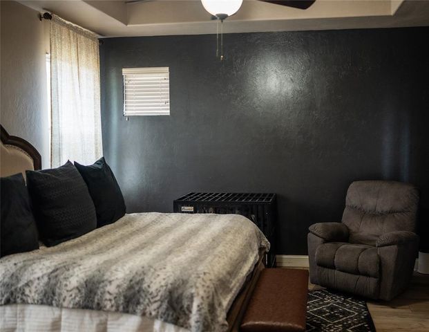 1308 Glenmere Court, Edmond, OK 73003