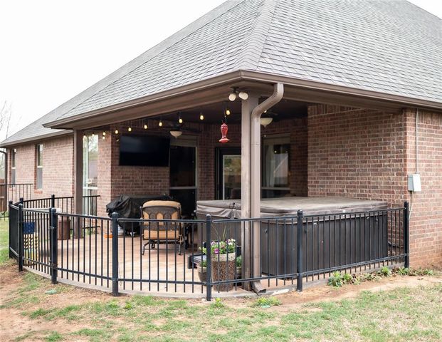 1308 Glenmere Court, Edmond, OK 73003