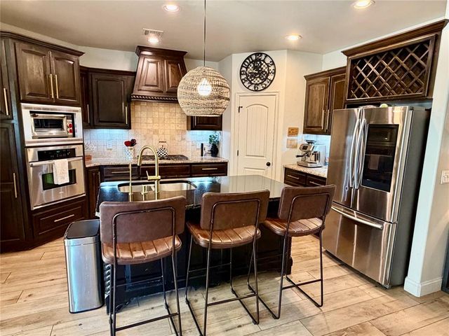 1308 Glenmere Court, Edmond, OK 73003