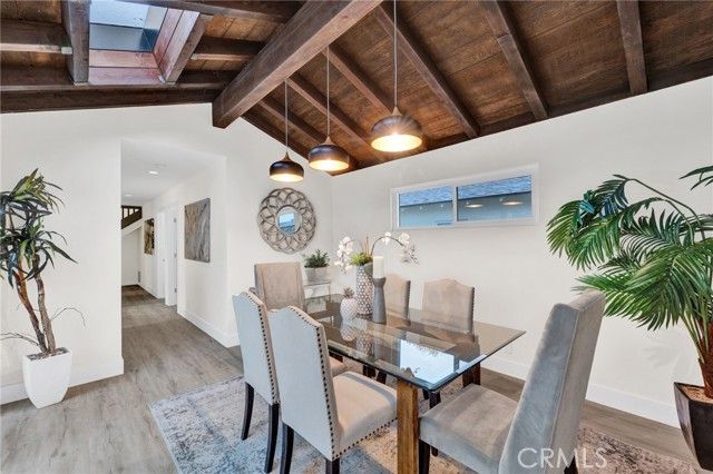 5010 Sunnyslope Avenue, Sherman Oaks, CA 91423