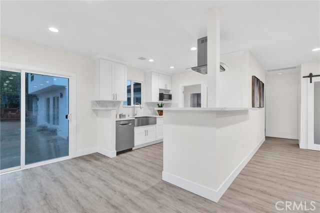5010 Sunnyslope Avenue, Sherman Oaks, CA 91423