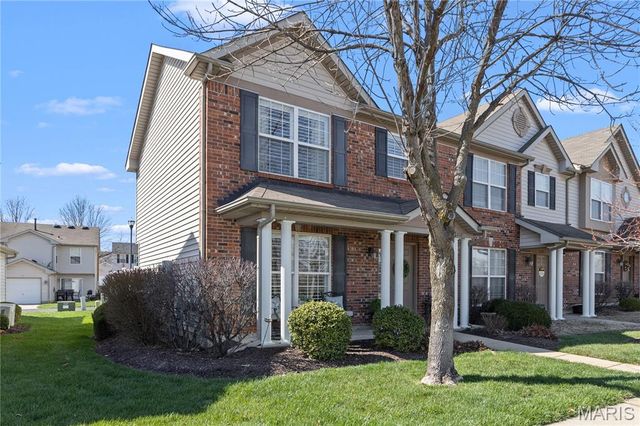 1117 Ridgeway Drive, Lake St Louis, MO 63367