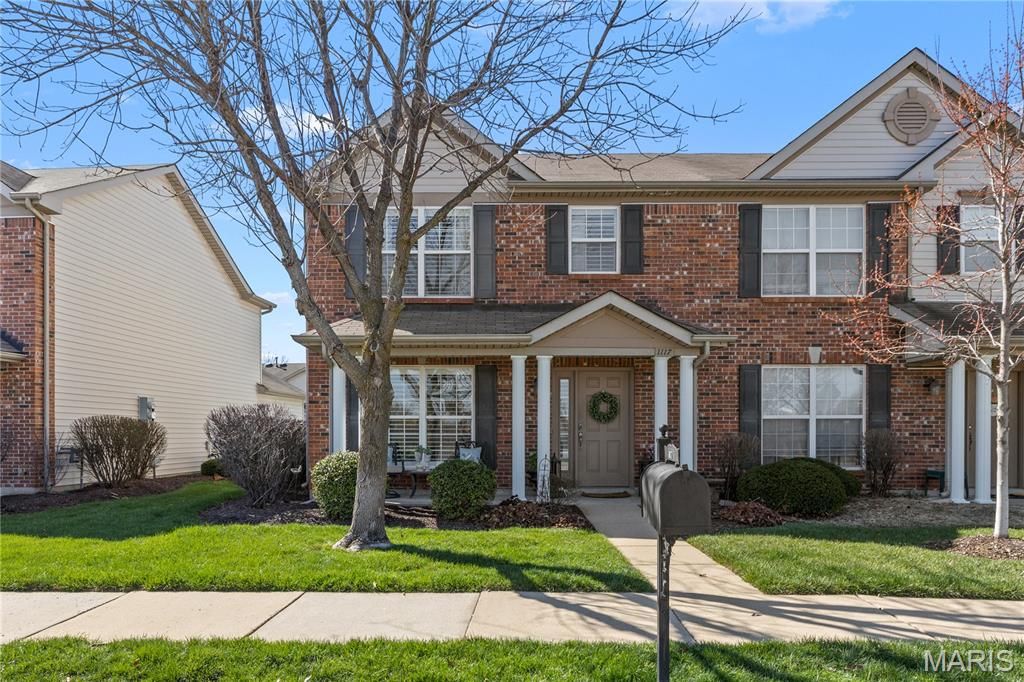 1117 Ridgeway Drive, Lake St Louis, MO 63367