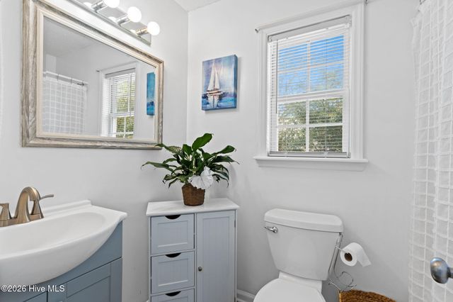 107 NW 16th Street, Oak Island, NC 28465