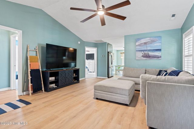 107 NW 16th Street, Oak Island, NC 28465