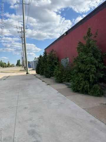 22845 Hoover Road, Warren, MI 48089