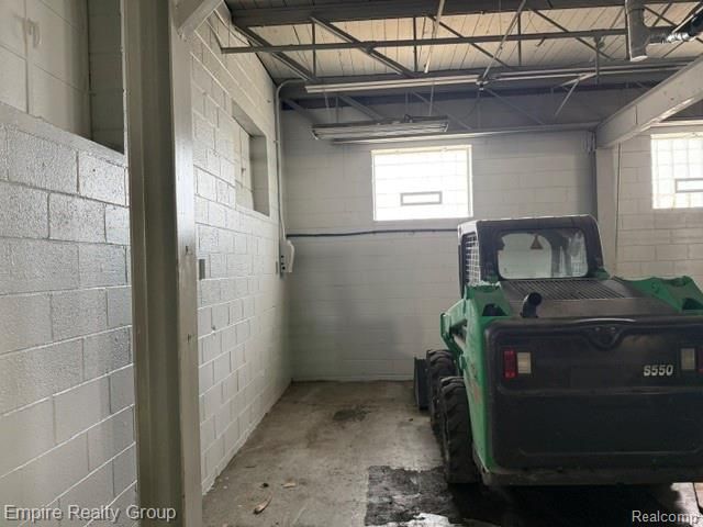 22845 Hoover Road, Warren, MI 48089