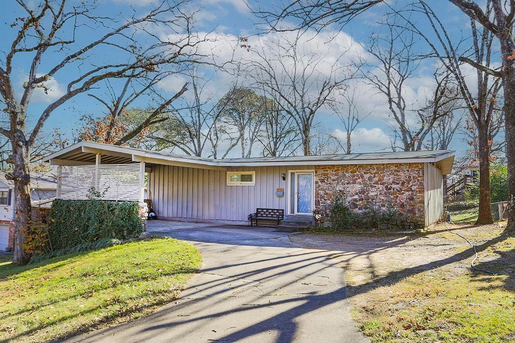 9717 Treasure Hill, Little Rock, AR 72205