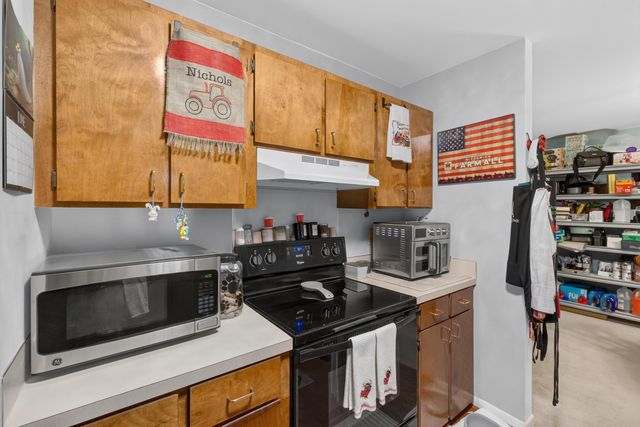 401 Greenmeadow Drive, Goose Creek, SC 29445