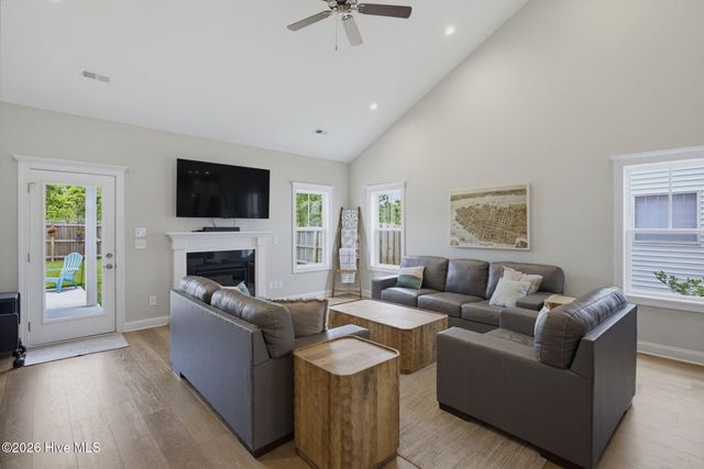 2742 Longleaf Pine Circle, Leland, NC 28451