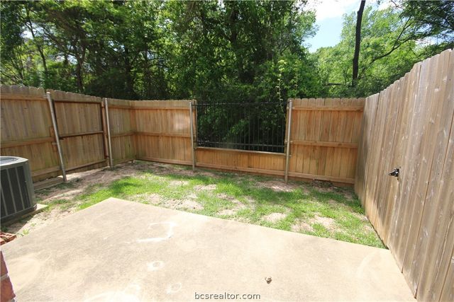305 Holleman Drive E 1504, College Station, TX 77840