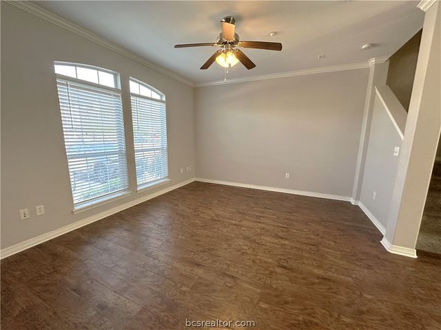305 Holleman Drive E 1504, College Station, TX 77840