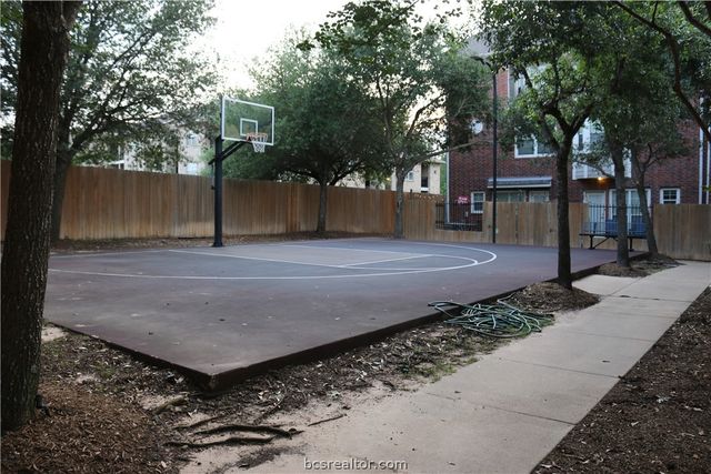 305 Holleman Drive E 1504, College Station, TX 77840