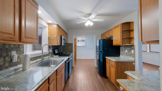 717 LONGSTRETH RD, Warminster, PA 18974