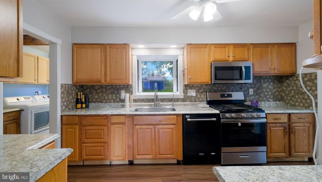 717 LONGSTRETH RD, Warminster, PA 18974