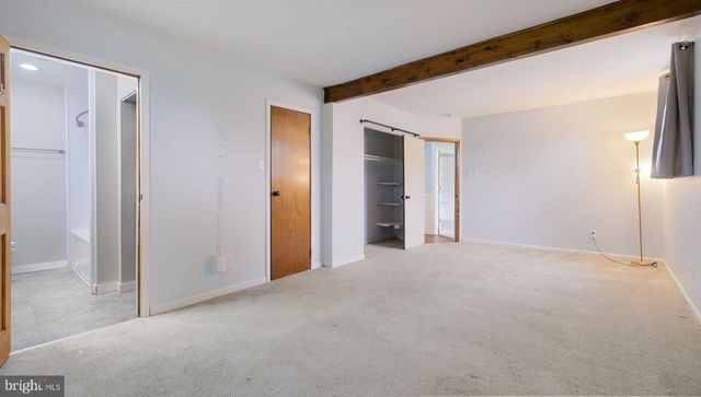 717 LONGSTRETH RD, Warminster, PA 18974