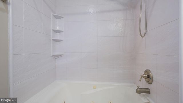 717 LONGSTRETH RD, Warminster, PA 18974