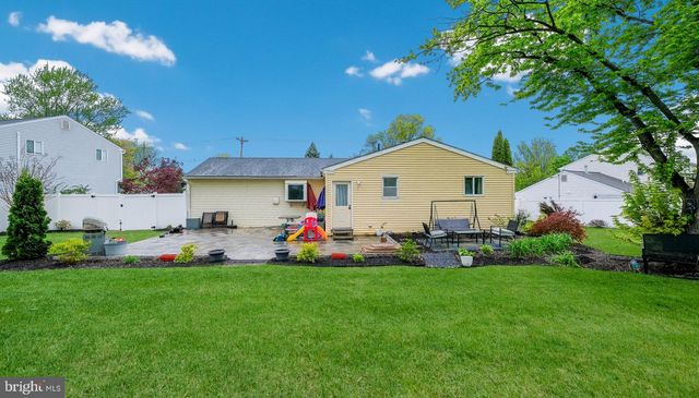 717 LONGSTRETH RD, Warminster, PA 18974