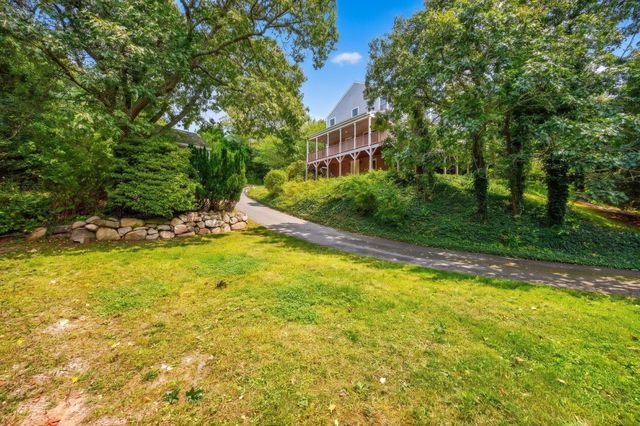 2118 Main Street, Chatham, MA 02633