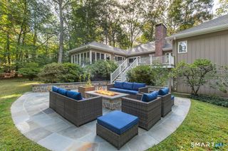 69 Forest Glen Drive, Woodbridge, CT 06525