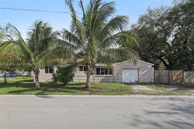 6040 SW 32nd St, Miramar, FL 33023