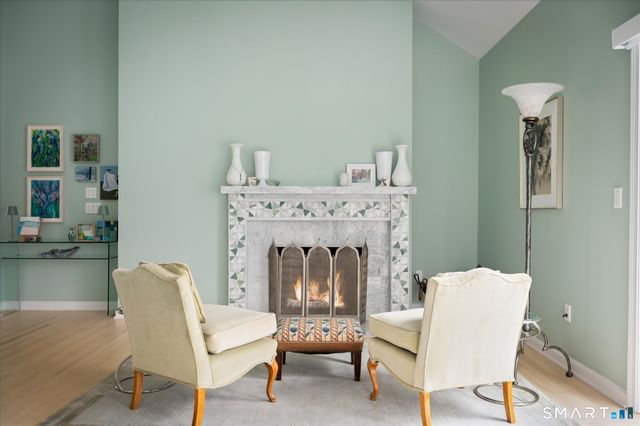 215 South Lake Drive, Stamford, CT 06903