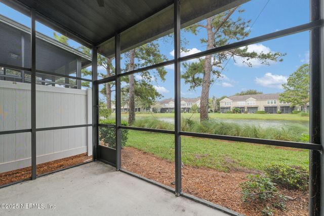 7506 RED CRANE Lane, Jacksonville, FL 32256