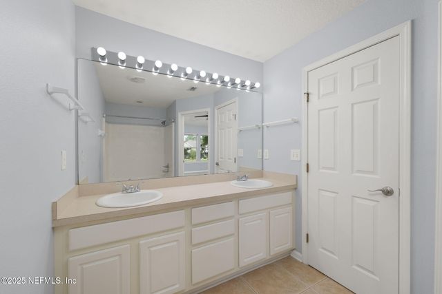 7506 RED CRANE Lane, Jacksonville, FL 32256