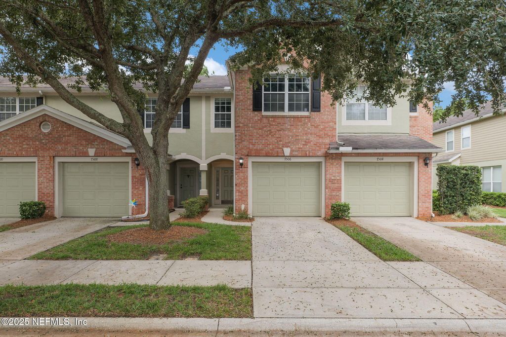 7506 RED CRANE Lane, Jacksonville, FL 32256