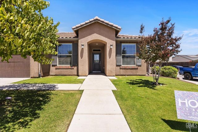 9128 Oak Garden Lane, Shafter, CA 93263