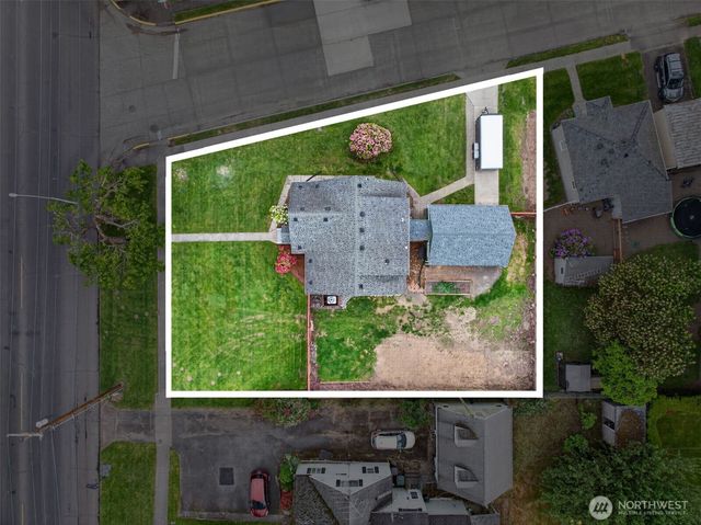 1528 7th Avenue, Longview, WA 98632