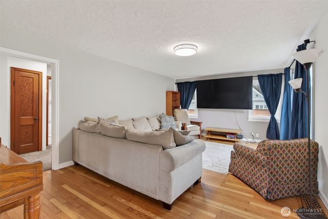 1528 7th Avenue, Longview, WA 98632