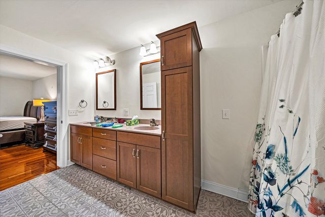 373 MOUNTAIN TOP DR, Rocky Mount, VA 24151