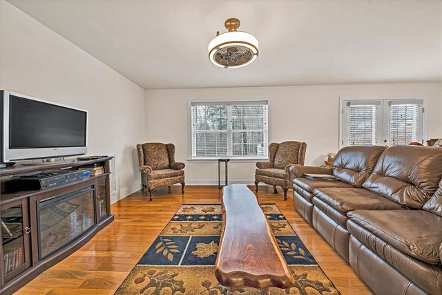 373 MOUNTAIN TOP DR, Rocky Mount, VA 24151