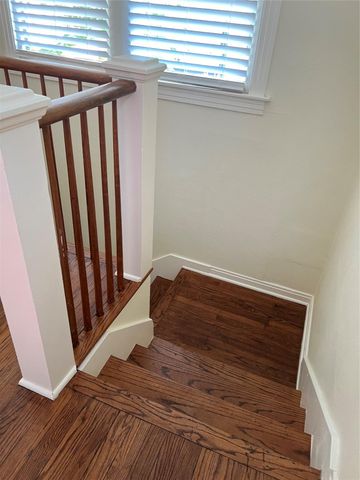 1212 Postoffice Street, Galveston, TX 77550