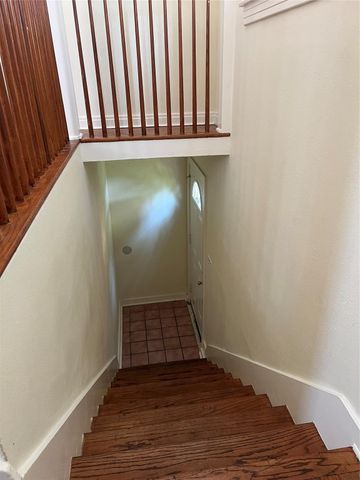 1212 Postoffice Street, Galveston, TX 77550